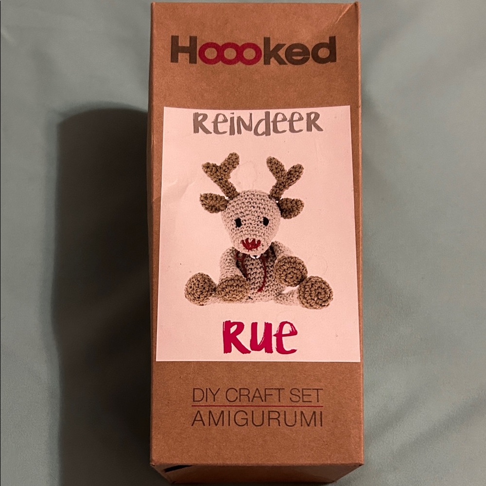 Hoooked Reindeer Amigurumi Crochet Set